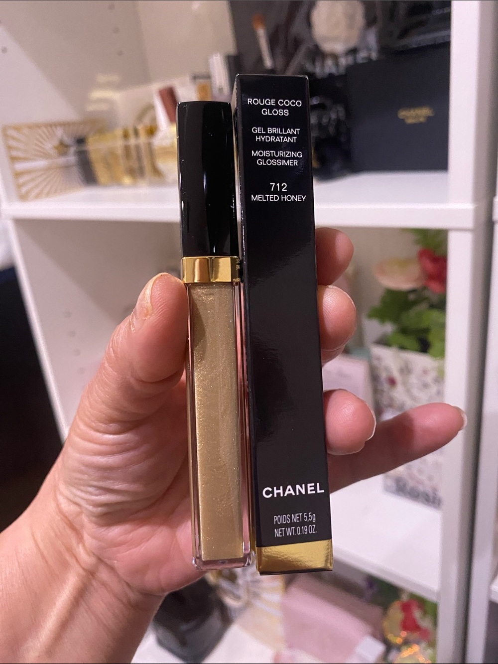 CHANEL Rouge Coco Gloss 712 Melted Honey - Gold Shimmer